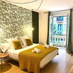 Apartmán Usandizaga Apartment, Second Line Beach, Free Parking *