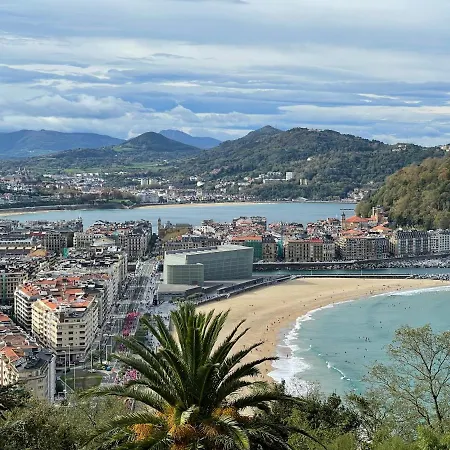 Usandizaga Apartment, Second Line Beach, Free Parking San Sebastián