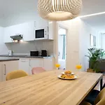 Usandizaga Apartment, Second Line Beach, Free Parking