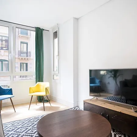 Usandizaga Apartment, Second Line Beach, Free Parking 圣塞瓦斯蒂安