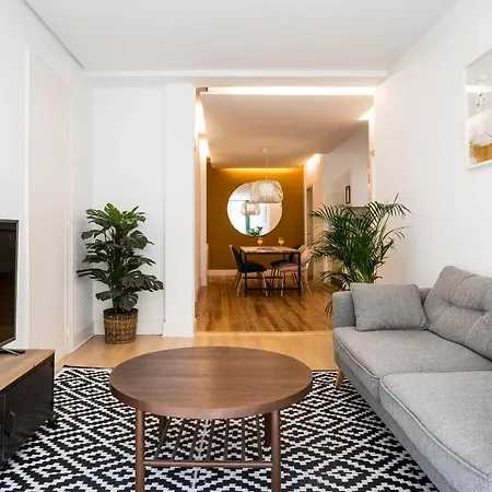Appartamento Usandizaga Apartment, Second Line Beach, Free Parking *