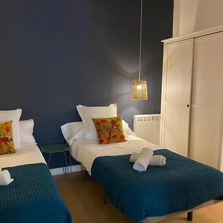 Appartamento Usandizaga Apartment, Second Line Beach, Free Parking